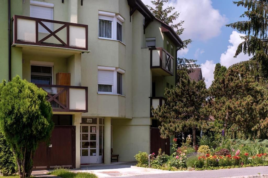Apartman Nobilis Heviz Exterior photo